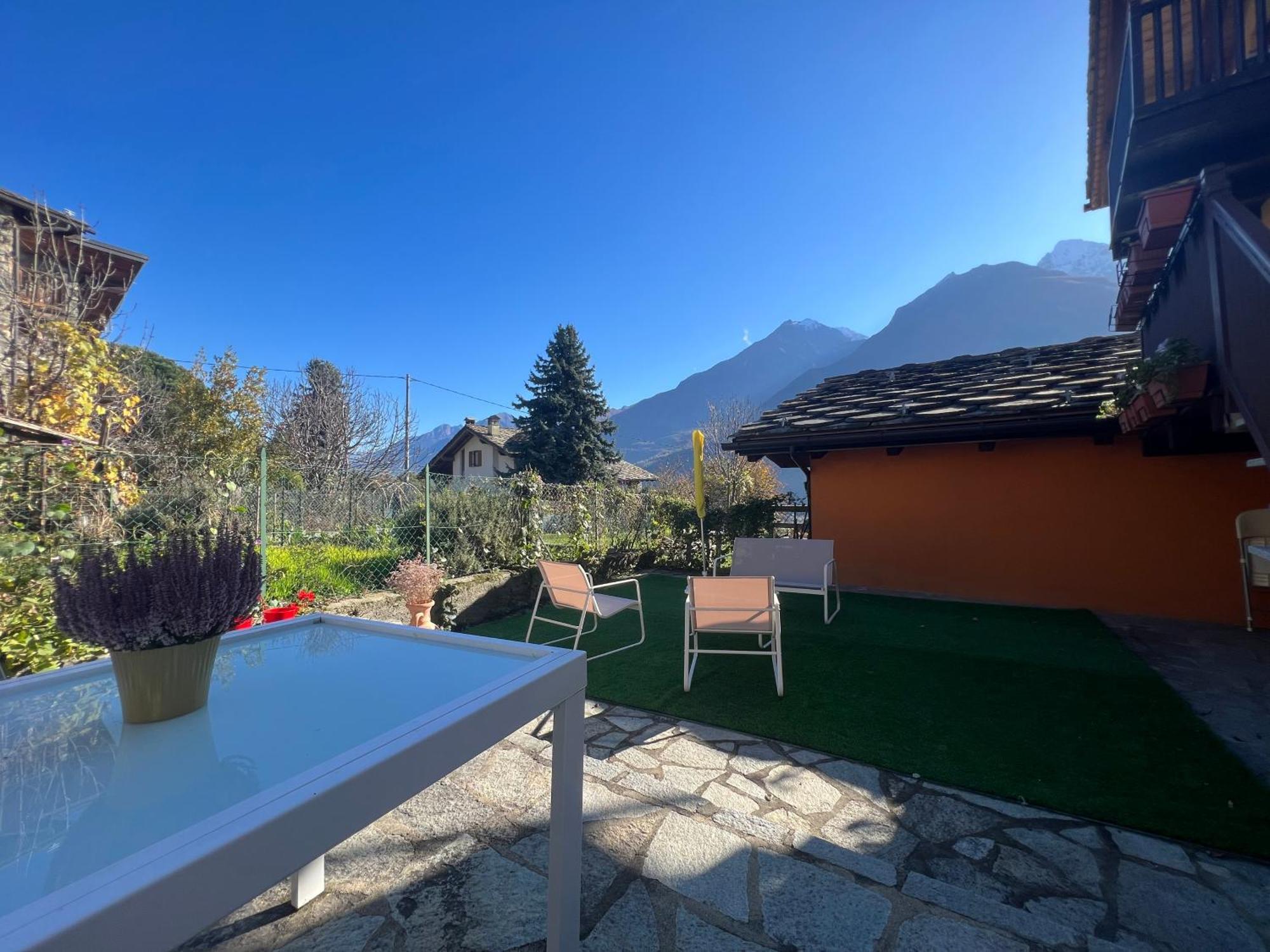 Grazioso Appartamento 1 Aosta Buitenkant foto